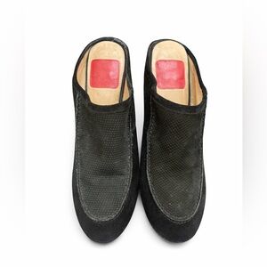 Black Women's Slip-On Mules - Comfortable Casual Clogs